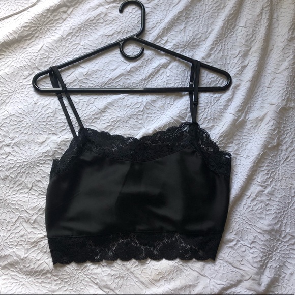 Brandy Melville Tops - BrandyMelville crop tank